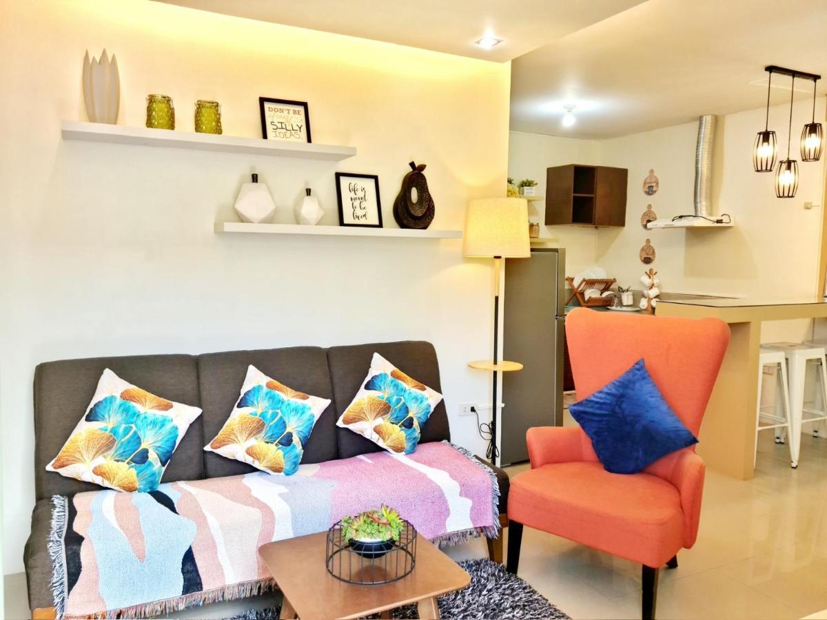Fully Furnished Apartment With Netflix And Wifi 바탕가스 외부 사진