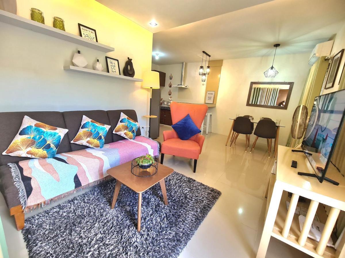 Fully Furnished Apartment With Netflix And Wifi 바탕가스 외부 사진