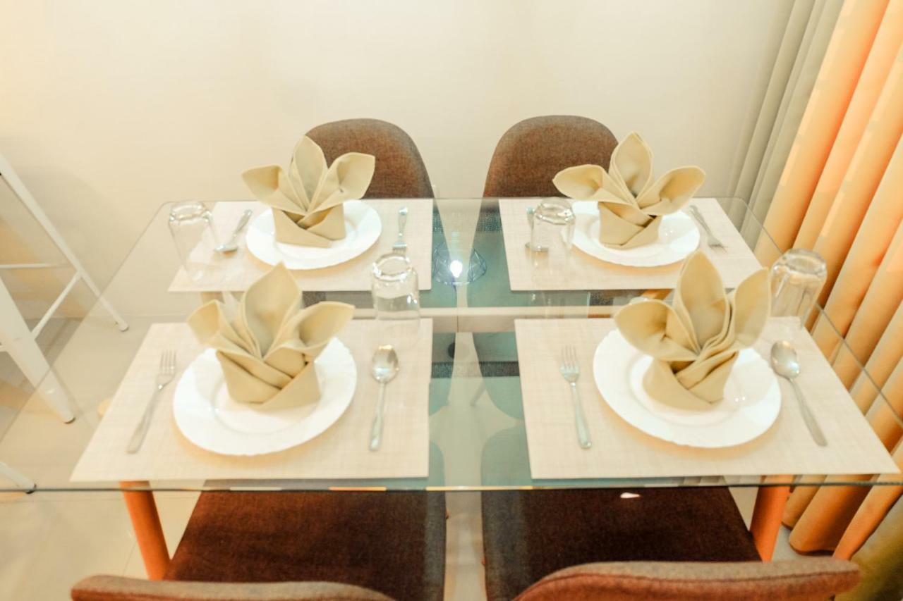 Fully Furnished Apartment With Netflix And Wifi 바탕가스 외부 사진
